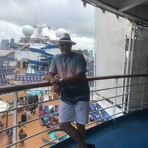 Meet your Posher, Jose omar